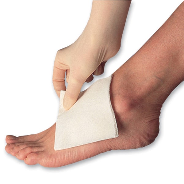Klinion non-woven gazen 10 x 10 cm 4 laags